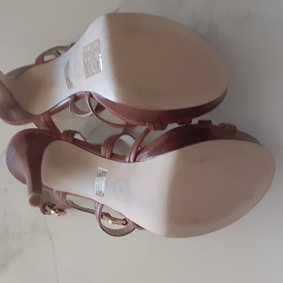 🆕️ MICHAEL  Michael Kors NWT Caramel Brown Size 7M Platform Stiletto Heel Shoes - Picture 9 of 14